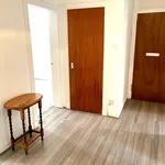 Rent 2 bedroom flat in Glasgow  North