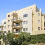 Rent 2 bedroom apartment in Wollongong