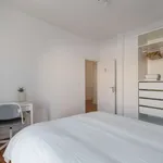 Rent a room in lisbon