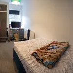 Rent 4 bedroom house in Leicester