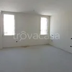 Rent 5 bedroom apartment of 240 m² in Marostica