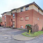 Rent 2 bedroom flat in South East England