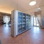 Rent 5 bedroom apartment of 240 m² in Lomagna