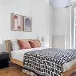 Appartement de 1130 m² avec 3 chambre(s) en location à Paris