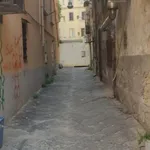 Affitto 1 camera appartamento di 65 m² in Napoli