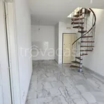 Rent 2 bedroom apartment of 70 m² in Pomezia