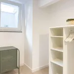 Rent 1 bedroom apartment of 25 m² in lisbon