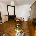 Affitto 2 camera appartamento di 65 m² in Lavena Ponte Tresa