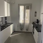 Rent 5 bedroom apartment of 85 m² in Genoa