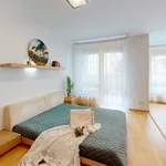 Rent 3 bedroom apartment of 109 m² in Praha 4 - Kunratice