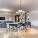 Rent 5 bedroom apartment of 214 m² in Lyon