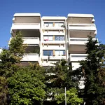 Rent 1 bedroom apartment of 110 m² in Glyfada