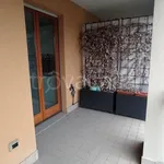 Rent 1 bedroom apartment of 100 m² in Milano