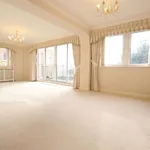 Rent 3 bedroom apartment in Bournemouth