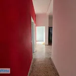 Affitto 4 camera appartamento di 103 m² in Naples