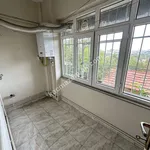 Rent 3 bedroom apartment of 100 m² in İstanbul