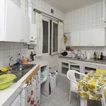 Rent a room of 160 m² in madrid