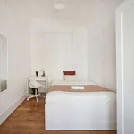 Rent a room in lisbon