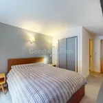 Rent 3 bedroom apartment in Manchester