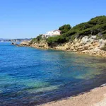 Rent 2 bedroom apartment of 25 m² in Sanary-sur-Mer