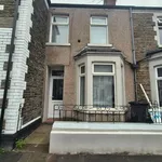 Rent 3 bedroom house in Wales