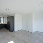 Huur 3 slaapkamer huis van 94 m² in Almere