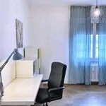 Rent 6 bedroom apartment of 90 m² in Bologna