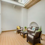 Rent 1 bedroom apartment of 50 m² in Porto