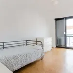 Rent 5 bedroom apartment in lisbon