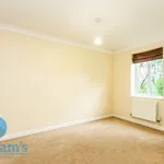 Rent 3 bedroom house in East Midlands