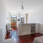 Rent 3 bedroom apartment in Porto