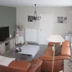 Maison de 350 m² avec 3 chambre(s) en location à Semmerzake