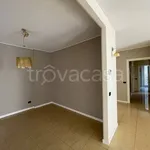 Affitto 4 camera appartamento di 130 m² in Gallarate