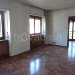 Rent 4 bedroom apartment of 121 m² in Cascinette d'Ivrea