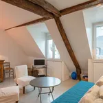 Appartement de 60 m² avec 1 chambre(s) en location à paris