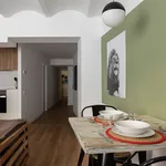 Rent 4 bedroom apartment of 50 m² in Barcelona