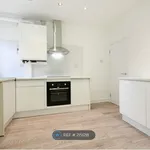 Rent 3 bedroom house in East Midlands