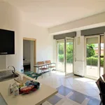 Rent 5 bedroom apartment of 122 m² in Aci Castello