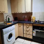 Rent 2 bedroom apartment of 655 m² in Johannesburg