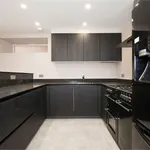 Rent 2 bedroom house in London