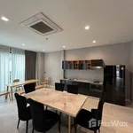 Rent 4 bedroom house of 440 m² in Bangkok