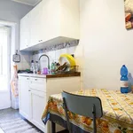 Rent a room in rome