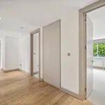 Rent 4 bedroom apartment of 184 m² in London