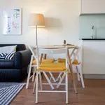 Rent 1 bedroom apartment of 45 m² in porto