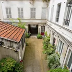 Appartement de 180 m² avec 5 chambre(s) en location à Paris