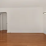 Appartement de 699 m² avec 1 chambre(s) en location à Toronto