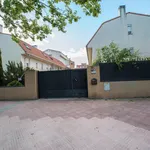 Rent 6 bedroom house in Madrid