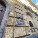 Rent 2 bedroom apartment of 40 m² in Napoli