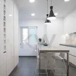 Rent 4 bedroom apartment of 163 m² in Lisbon