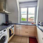 Appartement de 86 m² avec 4 chambre(s) en location à Saint-Cyr-l'École